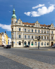 Obraz premium Sgraffito house dominating Alsovo namesti square in Pisek, Czechia