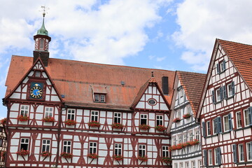 Historisches Fachwerkhaus in der Altstadt von Bad Urach auf der Schwäbischen Alb	