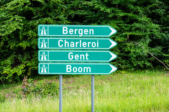 Road sign to the major highways E19, E40 and the Brussels Ringroad in Strombeek Bever, Flemish Brabant Region, Belgium