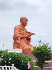 statue of buddha