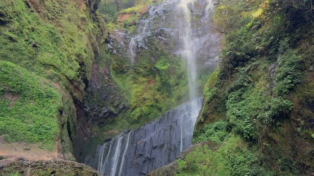 10 Cascadas Arcoiris falls Honey Puebla Mexico