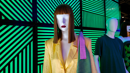 Trendy Mannequin Fashion Window Showcase