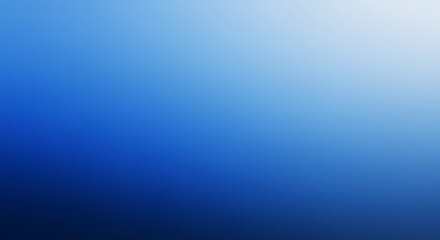 Obraz premium Abstract blurred blue gradient sky—vertical space for text. Wide angle, no people.
