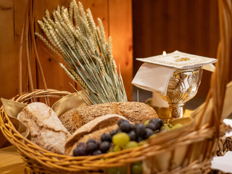 Holy Communion Offertory with Bread, Wheat, and Grapes