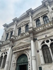 Obraz premium the facade of the cathedral of st mary in brussels