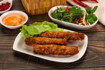 Fried Vietnamese spring roll with special sauce