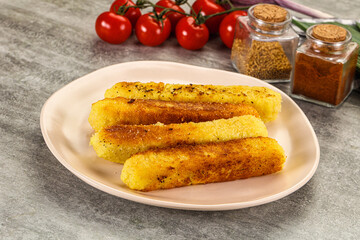 Crispy breaded mozarella cheese sticks