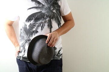 Casual Summer Outfit with Palm Tree Print and Hat