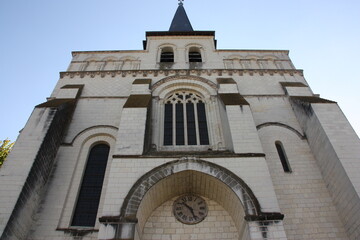 Obraz premium Façade de l'église de l'abbaye de Fontevraud. France