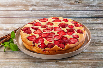 Strawberry pie tart served mint