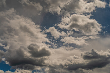 Spectacular clouds in the sky 0525