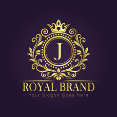 Letter luxury gold logo concept