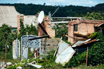 War in Ukraine mined destroyed village Kamyanka. Izyum district summer 2025