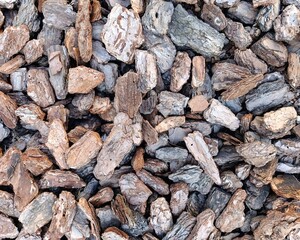 large-fraction bark for flower bed decoration, landscape design