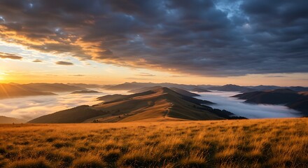 Obraz premium Majestic Sunrise Over Misty Mountain Range Golden Hour Landscape Photography