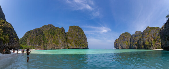 Ko Phi Phi Lee Island - Maya Bay Panorama