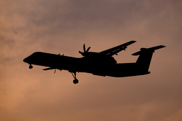 飛行機と夕焼け朝焼け