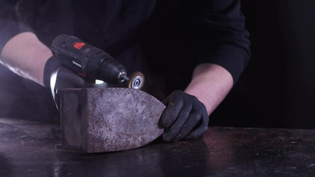 Metalworking Showcase A Stunning Transformation from Rusty to Refined, Creating Masterpieces