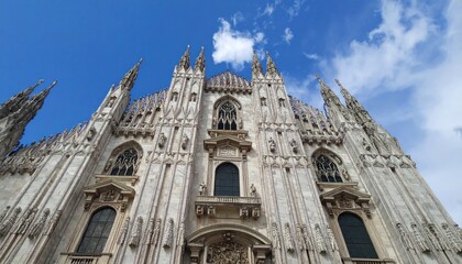 Fototapeta premium Cathedral facade under a vibrant sky