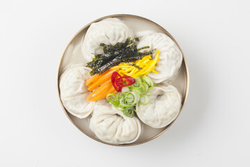  Dumplings are food made by kneading flour or other dough and filling it with vegetables, meat, and noodles.