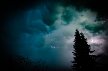 Gewitter über Lauenen,  Thunderstorm over Lauenen