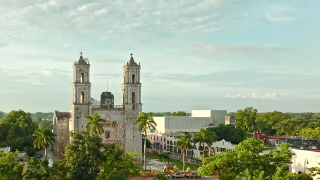 Cathedral of San Gervasio in Valladolid &ndash; Historic Colonial Church in Yucat&aacute;n, Mexico