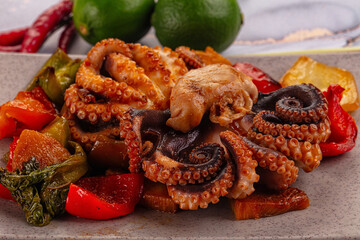 Gourmet grilled octopus with vegetables