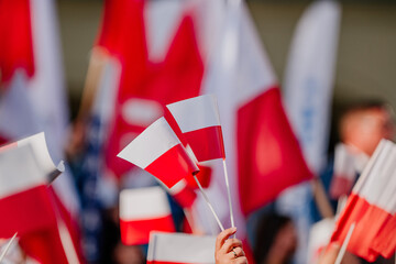 Powiewająca flaga Polski