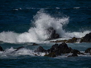 Fototapeta premium rough waves around Rhosneigr Anglesey north Wales 
