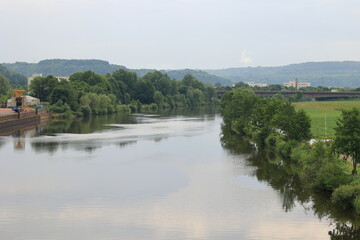Blick auf den Fluss Saar bei Merzig im Saarland