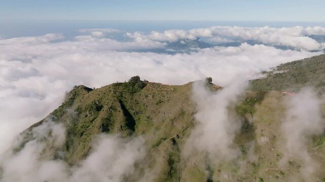 Mt. Rinjani (Lombok) - Indonesia | Drone