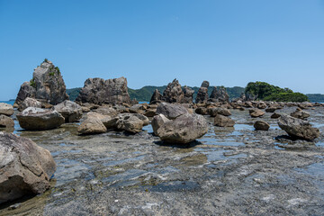 橋杭岩
