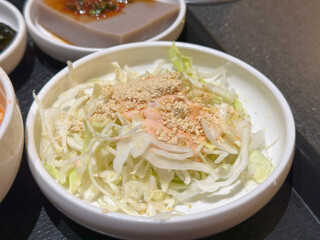 Korean cabbage salad with peanut dressing, fresh and crunchy, traditional side dish