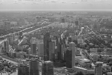 Naklejka premium Overview of Moscow Cityscape Showcasing Modern Architecture and Urban Development on a Clear Day