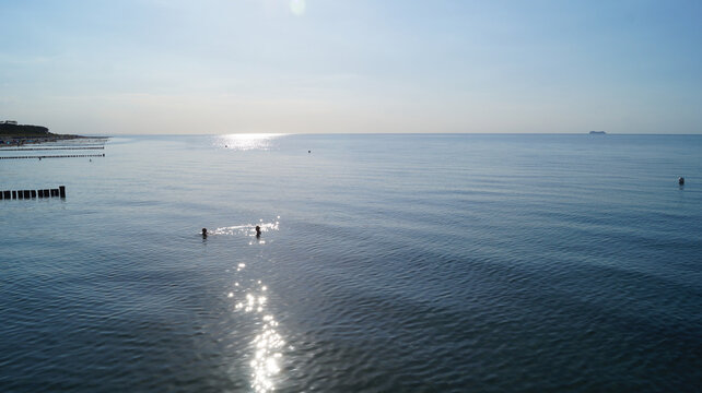 Meer, Sonne, Badende, Horizont, Himmel, Sommer
