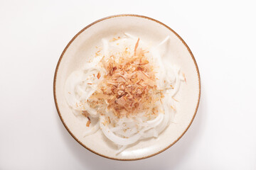 新玉ねぎ　サラダ