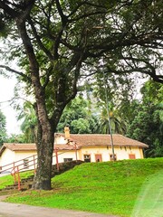 Casa antiga de fazenda no centro da cidade. Passo Fundo-RS