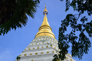 White Pagoda in the Evening, Lanna Architecture, Symbols of Buddhism, South East Asia at Chiang Yuen temple, Mueang Chiang Mai, Chiang Mai, Northern Thailand