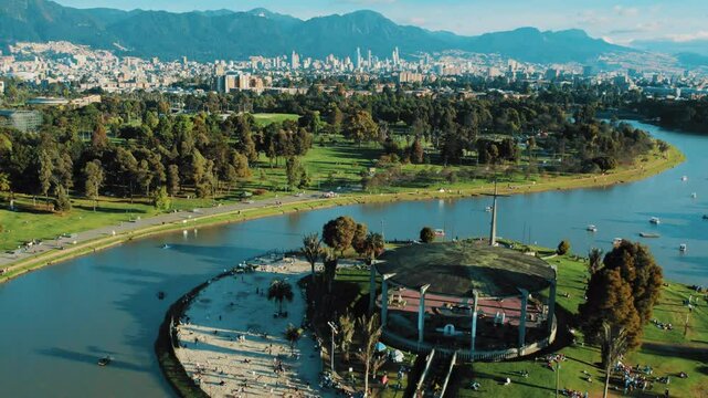 Parque Sim&oacute;n Bol&iacute;var en Bogot&aacute;, Colombia