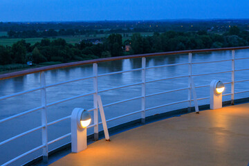 Die Stadt Bordeaux an der Garonne in Frankreich