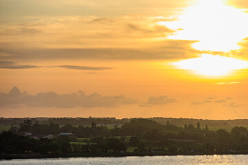 Bordeaux und die Garonne in Frankreich