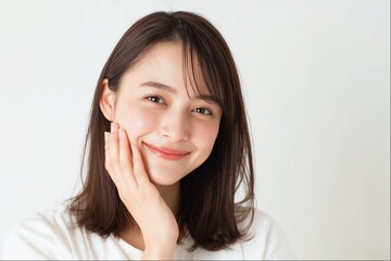 美しい肌の若い日本人女性（美容・健康・スキンケア）