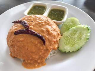 Grilled Shrimp Fat Curry Over Rice with Dried Chili
