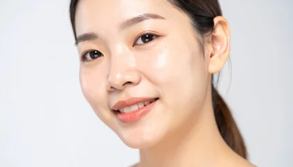 高精細ポートレート, 肌が綺麗な日本人女性, 自然な表情, 美容・スキンケア向け, 清楚な雰囲気 HD portrait, clear skin Japanese woman, natural expression, beauty/skincare use, clean impression