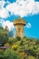Fototapeta premium Golden Prayer Wheel on Guishan Park Hill
