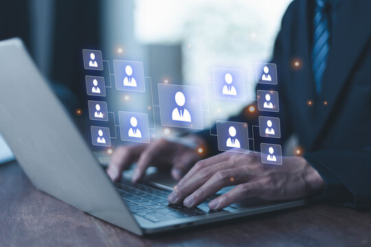  HR Business people use human resources effectively to find people who provide data management and marketing services for teamwork and professional use of technology.