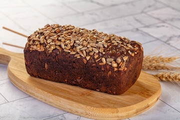 Browl rye bread with seeds