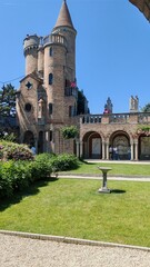 Fototapeta premium castle in the park