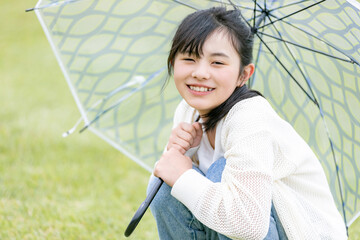 傘を持った女の子