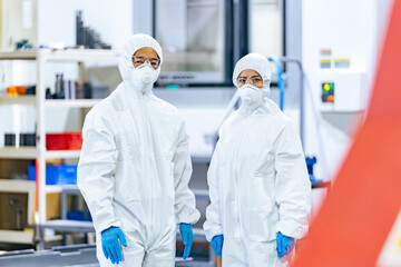 factory, worker, protective clothing, dustproof clothing, clean room, manufacturing, semiconductor,...